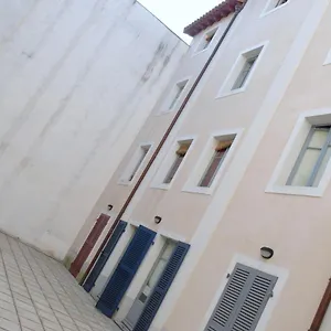 Temporesidence Chateauneuf Apart-hotel